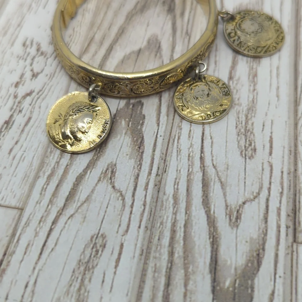 Whiting and Davis Vintage Coin Hinged Bracelet - Picture 6 of 12